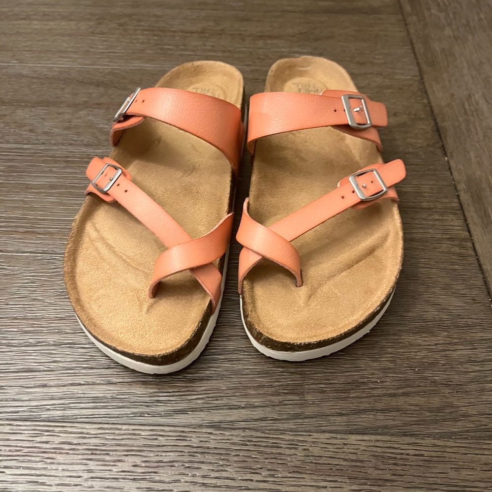 Sandal